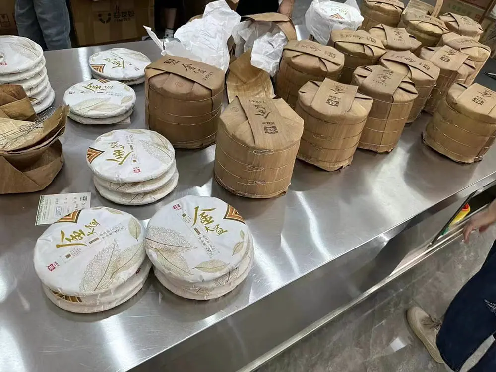 眉山回收大益普洱茶2015年生茶熟茶图3